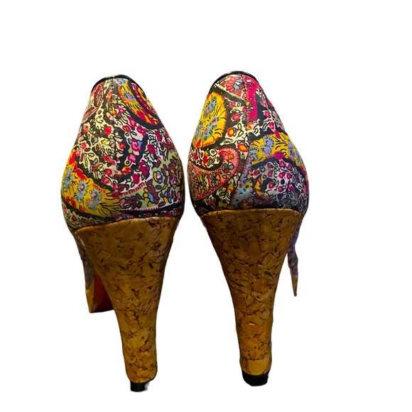 Unlisted Kenneth Cole Production Woman’s Floral Cork Heels 8.5 - Picture 3 of 6